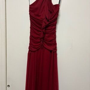 Red Ruched Evening Dress - Elegant Women's Formal Gown